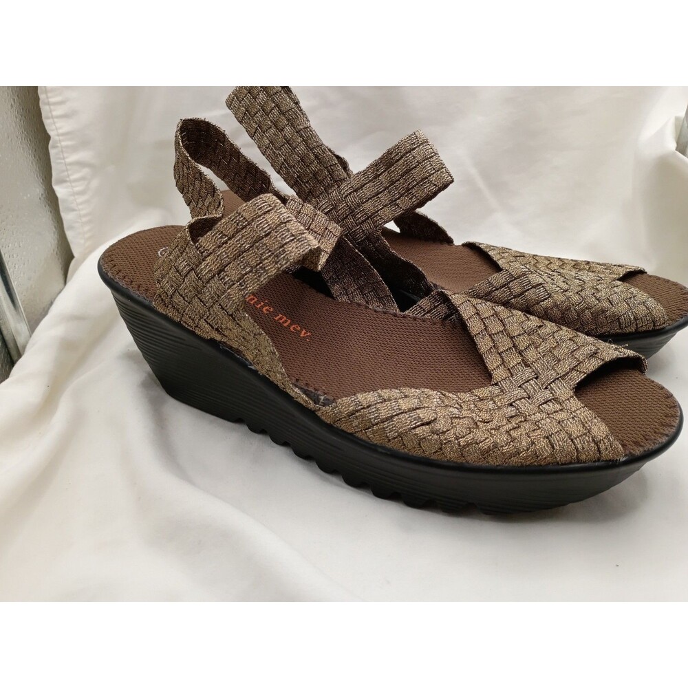 Bernie Mev Fame hand-woven stretch wedge sandals in a bronze metallic Size 8/8.5